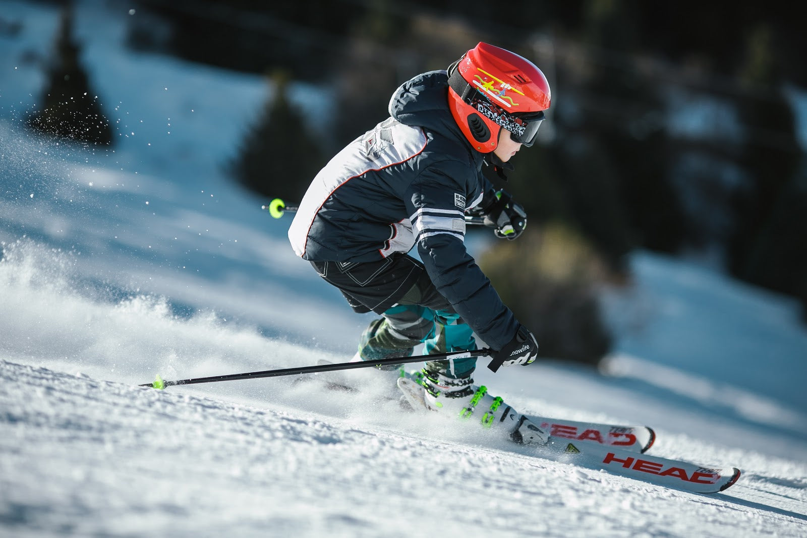 What to Wear & How to Dress When Skiing